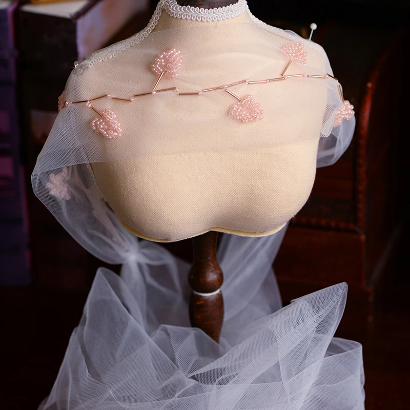 Романтическая розовая свадебная вуаль с бусинами белая фата из тюля высокого