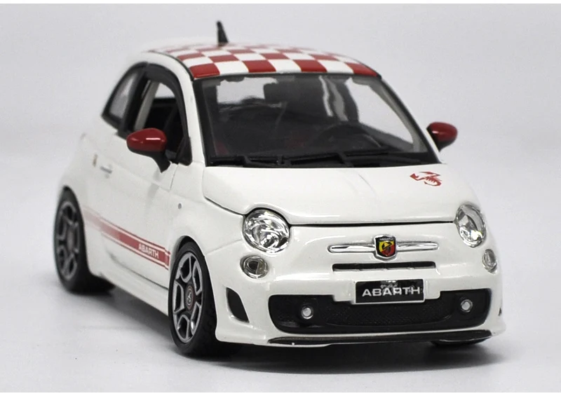 Оригинальная фабричная 1:24 FIAT 500 ABARTH 500 игрушечная машинка из сплава, игрушки для детей, литая модель автомобиля, подарок на день рождения