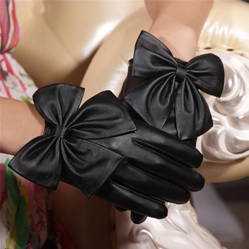 Для женщин леди Заклёпки бабочка варежки Прихватки для мангала кожа теплая зима