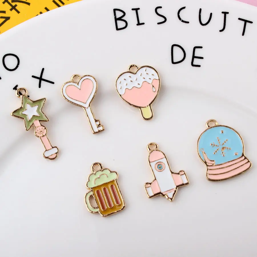 10 шт./лот Прекрасный самолет сердце в форме ключа Эмаль Шарм капли масла подвески