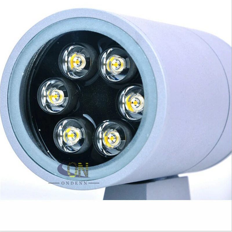 Наружный светодиодный настенный светильник двойной 2*6 Вт 12 вверх и вниз с