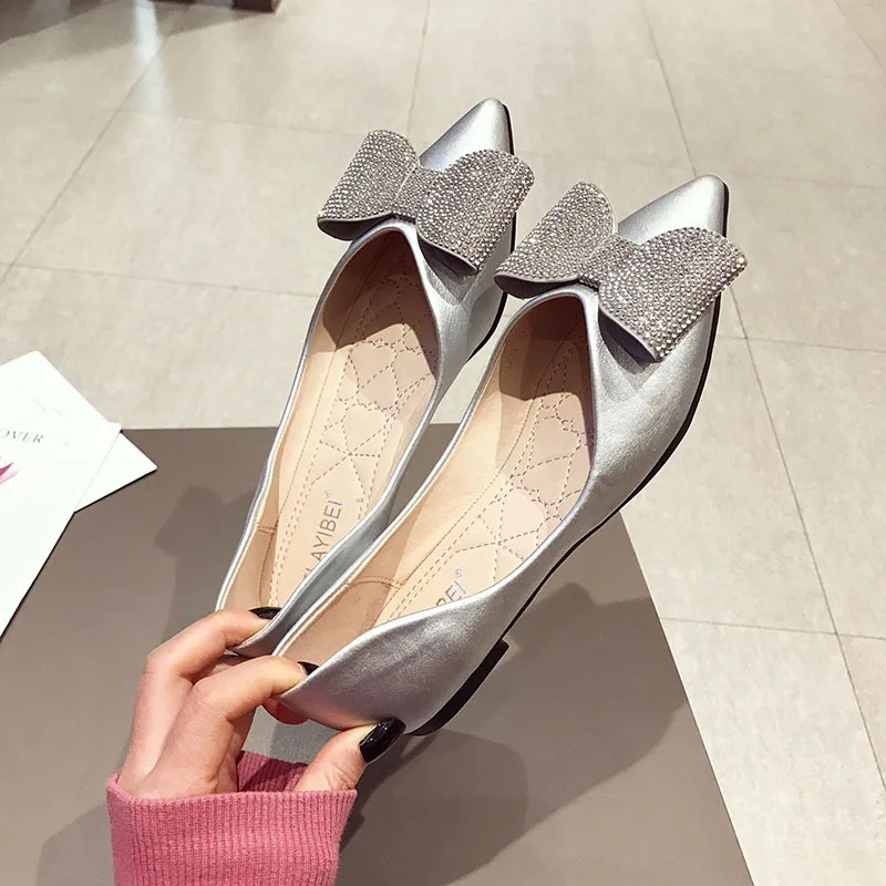 Золотые/Серебристые свадебные sapatos Женские Летние мокасины на плоской подошве с вырезами женская обувь заостренная мягкая Лоферы балерины