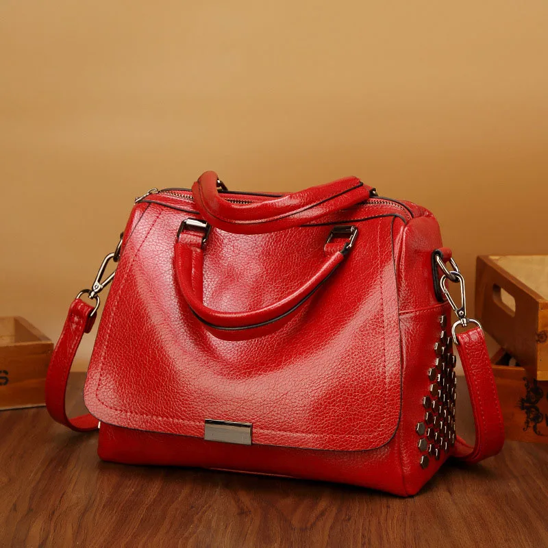 Красный Сумка Для женщин сумка модные мягкие заклепки блестками Crossbody сумки для Для женщин Зеленые кожаные сумки женские Повседневное Tote - Цвет: Красный