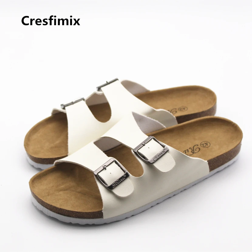 

Мужские крутые и удобные пляжные тапочки Cresfimix, мужские повседневные Высококачественные уличные тапочки, мужские крутые тапочки с резиново...