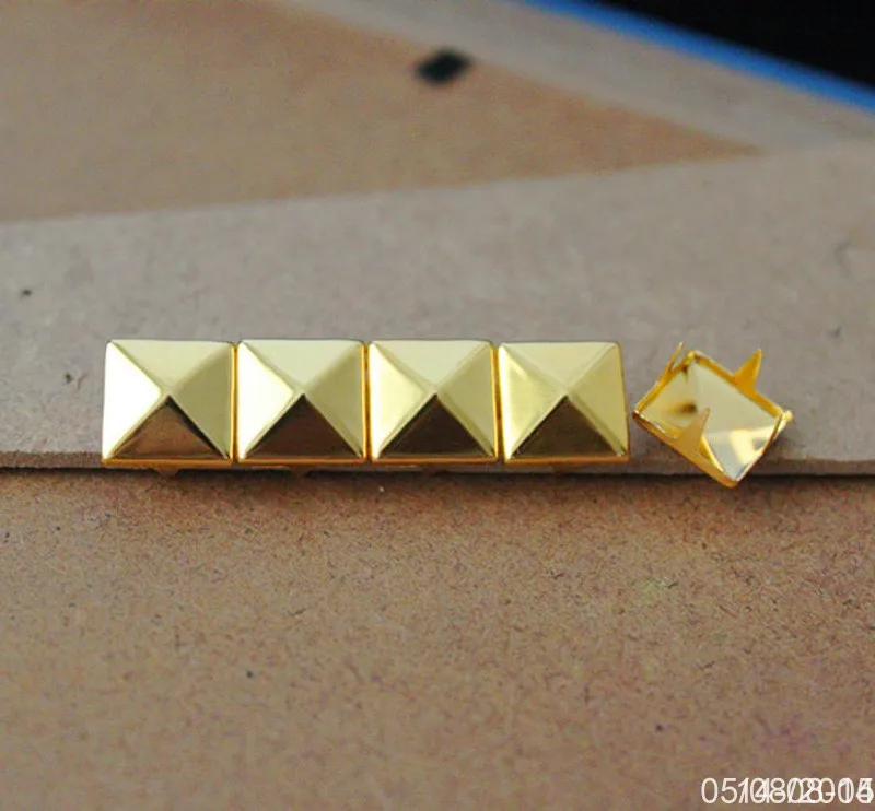 gkdijFx777HOT ON SALE!!bulk1000pcs/lot 10mm golden square rivet AIB apply to DIY accessories | Дом и сад