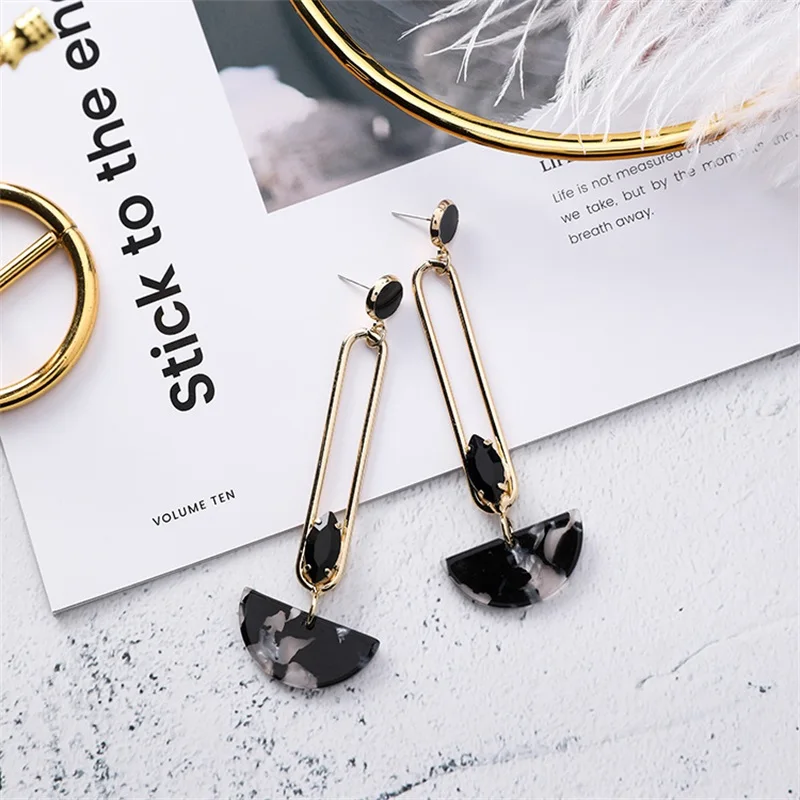 2019 корейский новый леопард сшивание геометрический веер форма серьги Модные