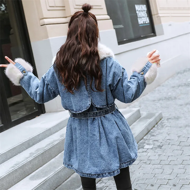 denim blue Новинка, женские парки средней длины, теплая джинсовая куртка, воротник из лисьего меха, тонкое хлопковое пальто, модная женская верхняя одежда большого размера, WIN129 - Цвет: denim blue