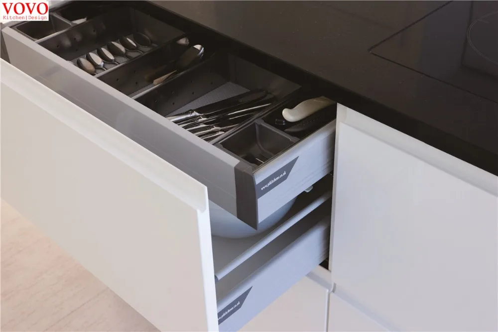 Кухонный шкаф без рук | Обустройство дома