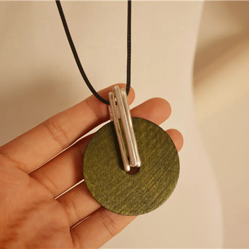 Korean Vintage Girl Necklace Ornament Wooden Round Pendant Sweater for Women Simple Literary Jewelry Accessories | Украшения и