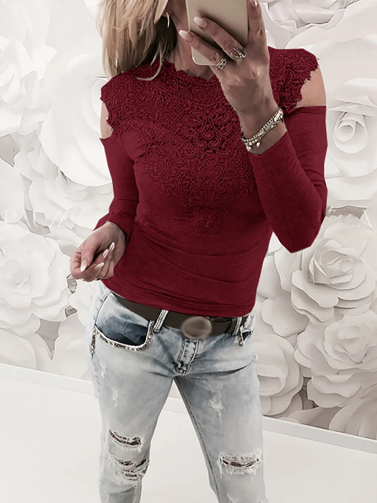 Women Fashion Appliqued Hollow Out Splicing Casual Blouse |