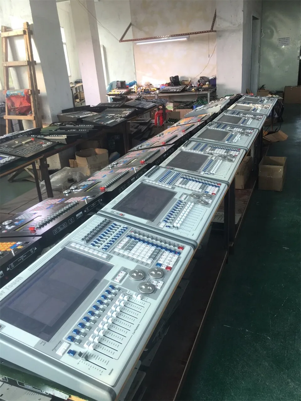 1024 DMX профессиональные сценические консоли управления оборудование диско-клуб DJ DMX контроллер светодиодный движущаяся головка