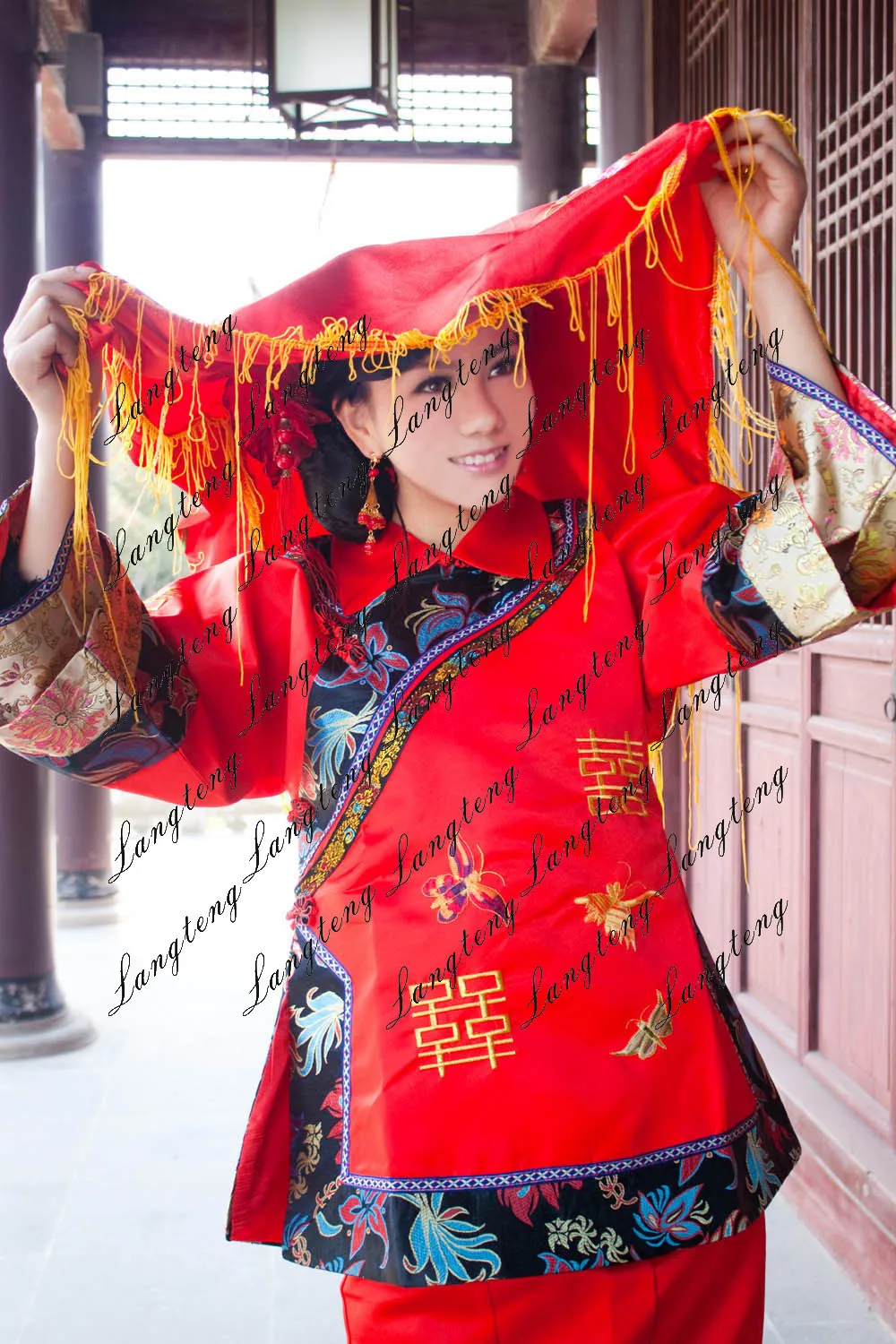 New Chinese Ancient Clothing Show Pratensis Suit Costume Wedding Dress Bride Chinese Style Wedding Dress Marriage