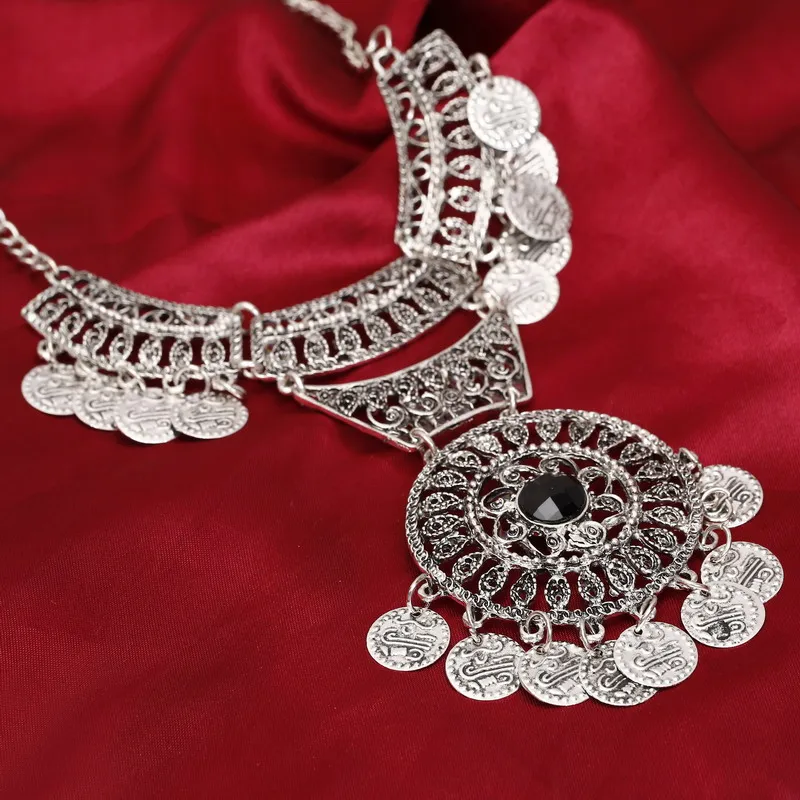 Женское ажурное дизайнерское ожерелье с большим этническим ожерельем