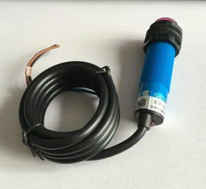 Фотоэлектрический переключатель Φ 10 30VDC 10cm Sensor M18 PNP NO 3 провода диффузное