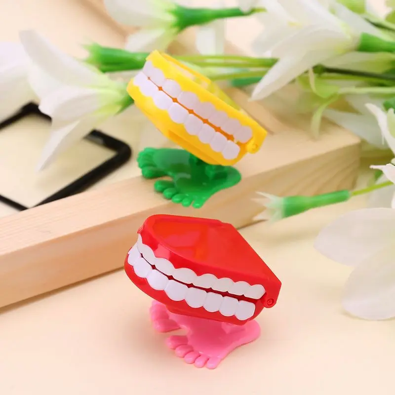 Фото Clockwork Jumping Denture обучающие игрушки для стоматолога настольное украшение шуточная