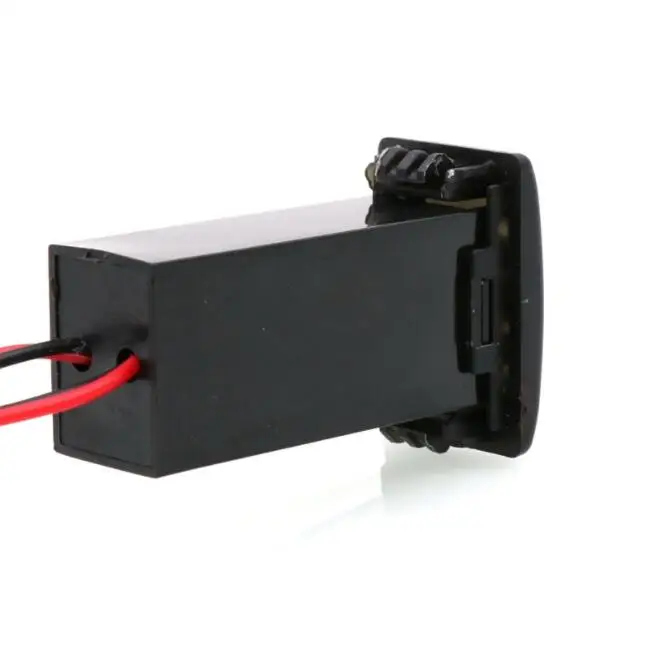Автомобильное зарядное устройство с двумя USB портами 5 В 2 1 А|Кабели адаптеры и