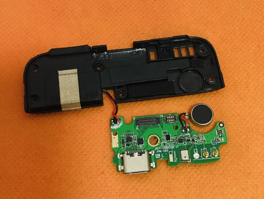 Б/у оригинальная зарядная плата с USB разъемом + Громкий динамик для M Horse Pure 3 MTK6763