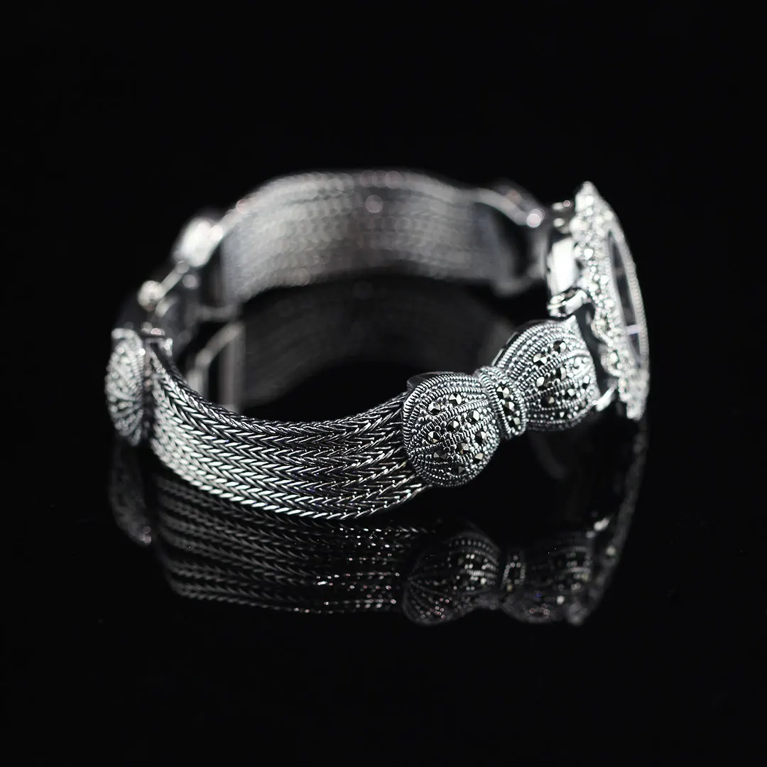 Стерлинговое серебро сплав. Gomosevi серебро 925. Серебро 935 пробы. Стерлинговое серебро 925 пробы. Сплав 925 пробы серебра.