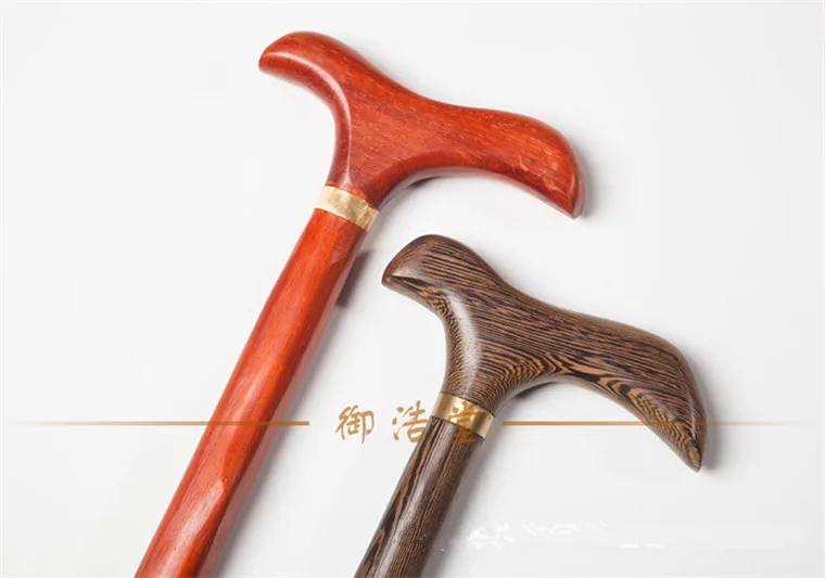 В старое красное дерево для фасовкиь деревянной палочкой скольжения костыли