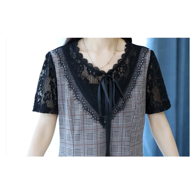 

Ladies Dress Summer Fake Two Piece Lace Stitching 2018 New Western High Waist V-Neck Lattice Fashion Sexy Temperament Hot ZTT24