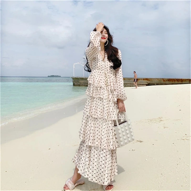 Женское платье с каскадными оборками RUGOD весеннее v образным вырезом