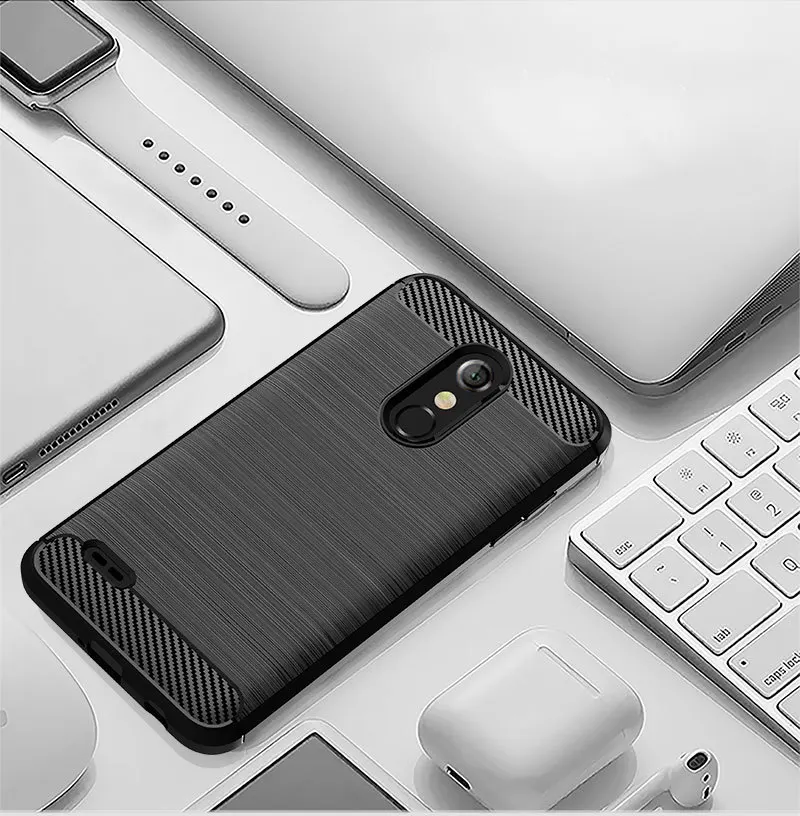 Прочный армированный противоударный чехол из углеродного волокна для LG K30 Phoenix Plus