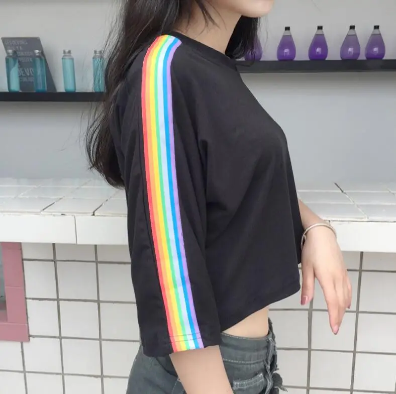 2017 летняя Корейская Радужная полосатая короткая стильная футболка с коротким