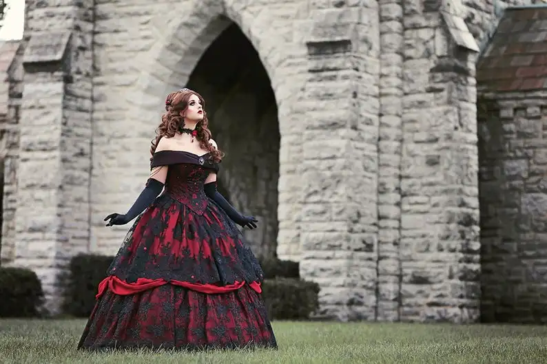 Gothic Belle Red Black Lace Wedding Gown Vintage Lace-up Corset Steampunk Sleeping Beauty Off Shoulder Plus Size Bridal Gown