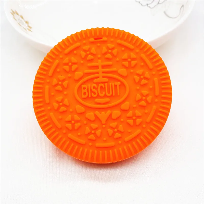 Orange Chenkai 2 шт Силиконовые бисквиты Прорезыватель DIY печенье «Oreo» Детская соска пустышка Жевательная сенсорная подвеска монтессори игрушка аксессуары - Цвет: Orange