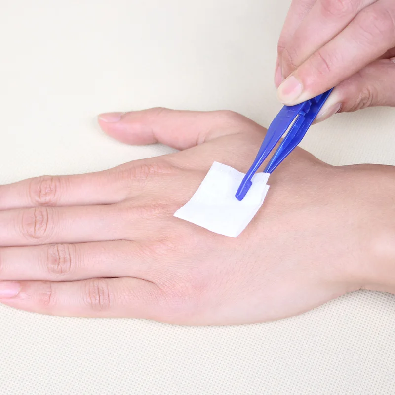 

100pcs/box alcohol Pads + 100pcs/box Prep Pad Skin Cleaning Care disposable pads free shipping hot sale 2016 Please notice that!