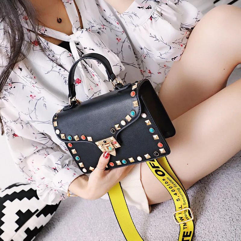 Женские мини сумки заклепки алмазы женщины сумку дизайнер Crossbody сумка для женщин