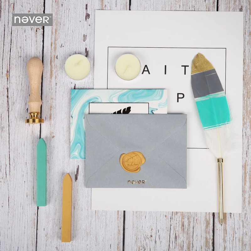 Комплект светло голубых канцелярских принадлежностей наборы восковых