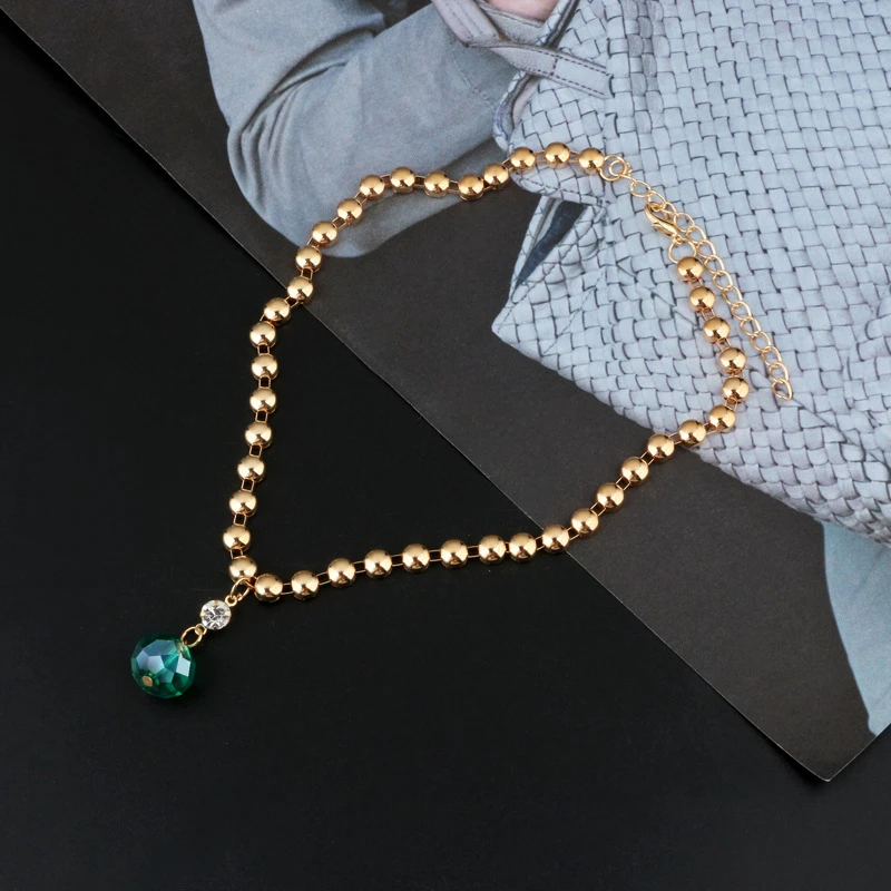 Хотите Европейский Стиль Мода темперамент с ожерельем Акрил Зеленый Кристалл