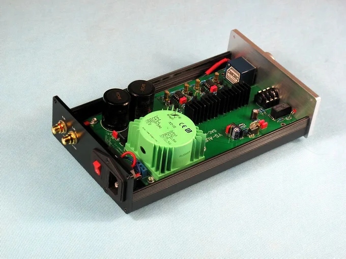 Гравированная искусственная цепь усилителя класса А реальная имитация энтузии