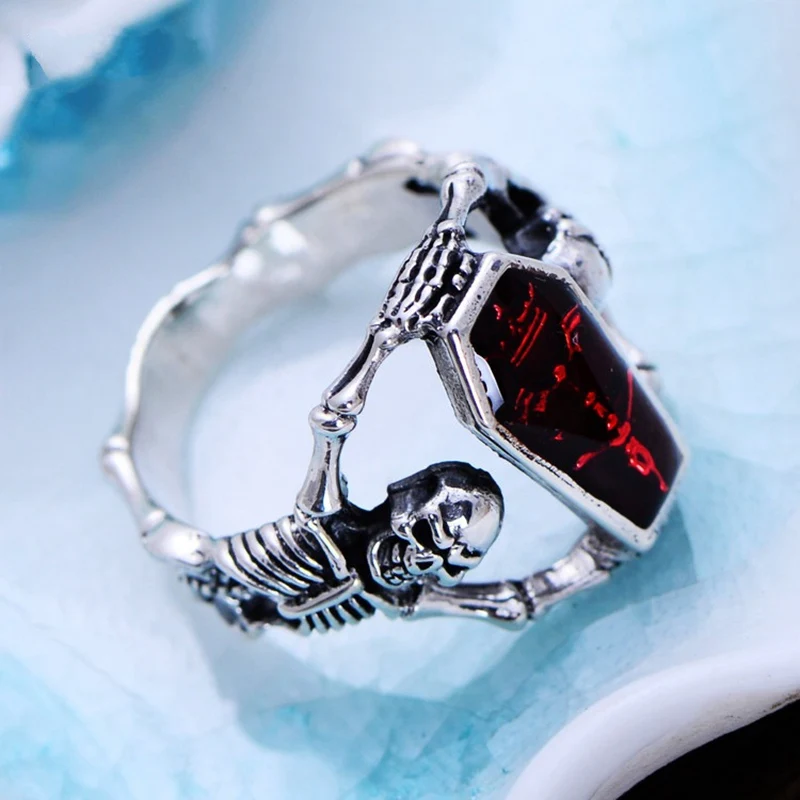 Hot Sale Vintage Silver Color Vampire Bat Skull Ring Punk Rock Style Men's Finger Ring Motorbiker Jewelry anel masculino
