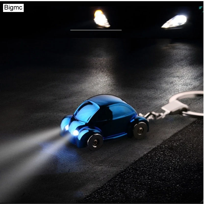 

Brand Top Men Car Key Chain With lights Metal Keychain Women Key Holder High Quality Car Key Ring Business Gift Jewelry K17384