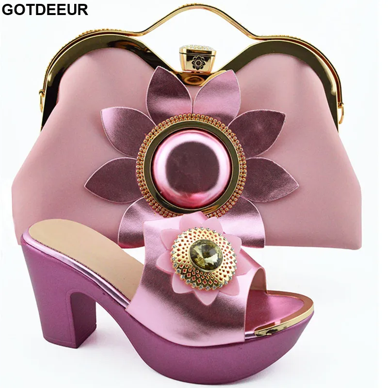 Новый Модный комплект из туфель и сумочки в итальянском стиле свадебные туфли