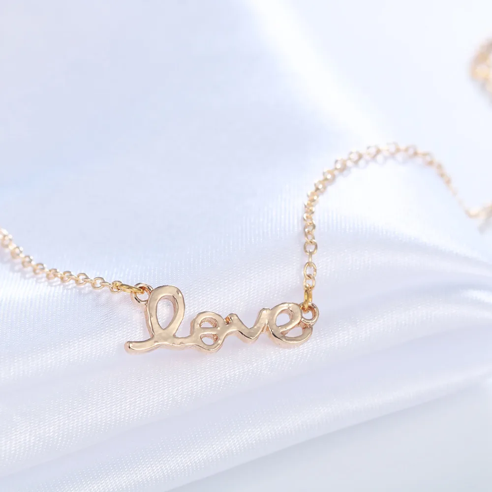 

Kinitial Love Initial Bracelets & Bangles for Women Love Letter Charm Adjustable Chain Bracelet Bangle Wedding Cuff Jewelry Gift