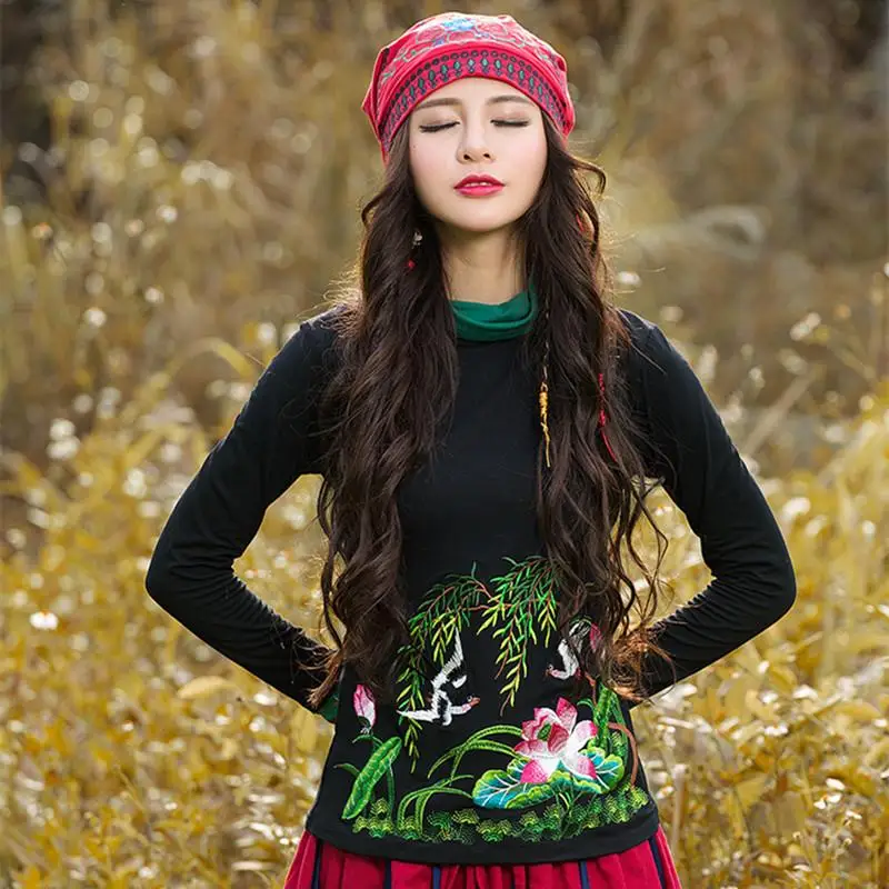 2019 Осенняя футболка с вышивкой повседневные женские винтажные Модные Топы