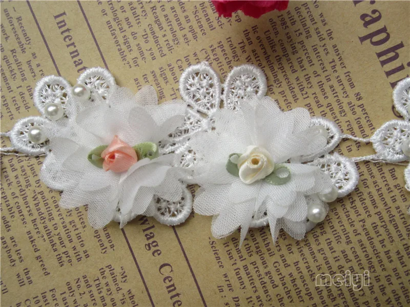 Растворимая кремовая белая жемчужная Цветочная вышитая кружевная отделка ткань