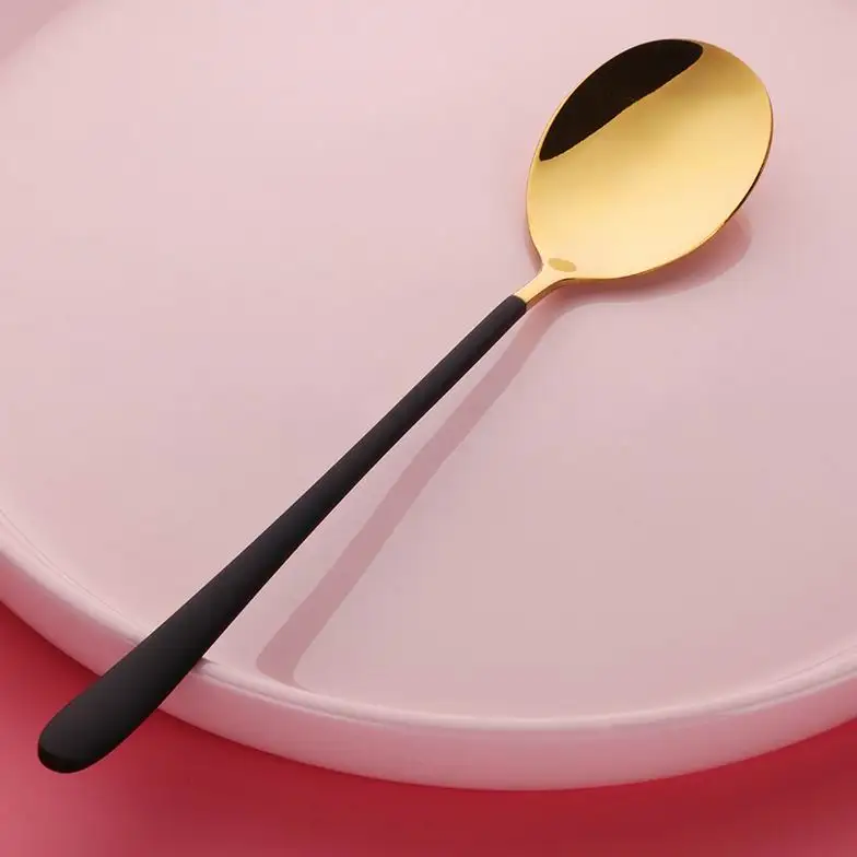 4 Black Gold Spoon 4 шт красочные ложки 18/10 из нержавеющей стали Корейская суповая ложка с длинной ручкой Золотая ложка для мороженого столовые приборы с позолотой - Цвет: 4 Black Gold Spoon
