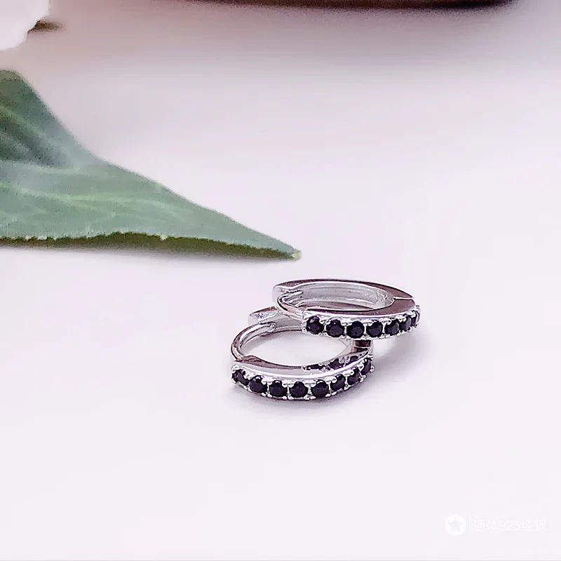 Серьги из стерлингового серебра 925 пробы, модные циркониевые белые и черные круглые маленькие кольца для ушей, Милые простые трендовые женские ювелирные изделия для ушей
