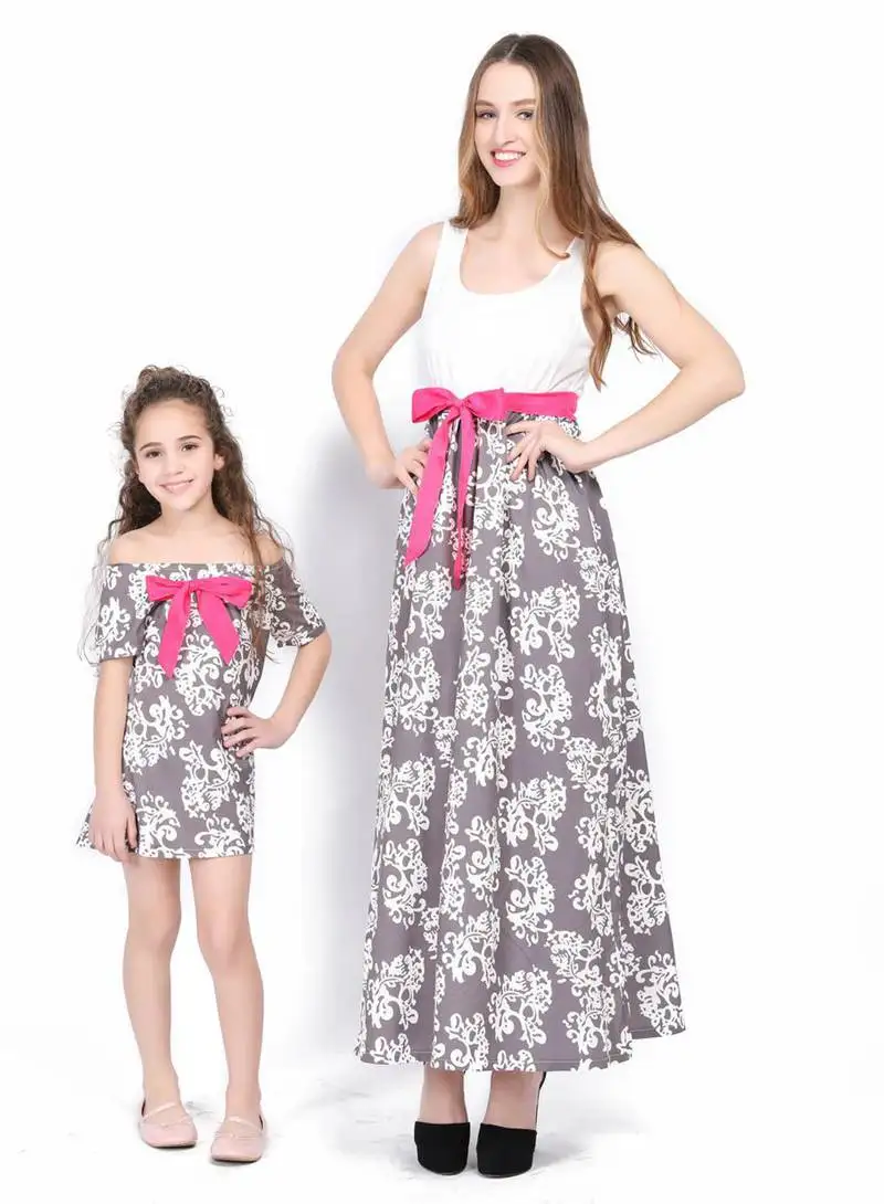 Платья с бантом и цветочным рисунком для мамы дочки серое платье маленьких
