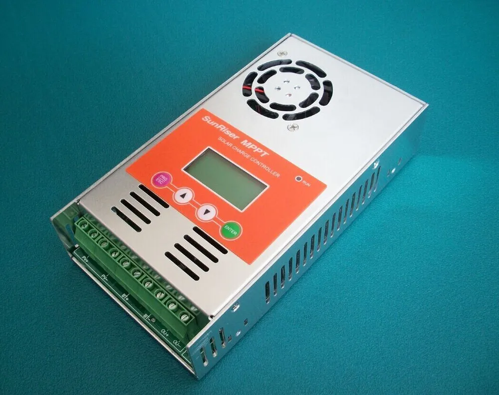 Высокая эффективность 60A 12 V/24 V/36 V/48 V автоматическая работа MPPT солнечная панель