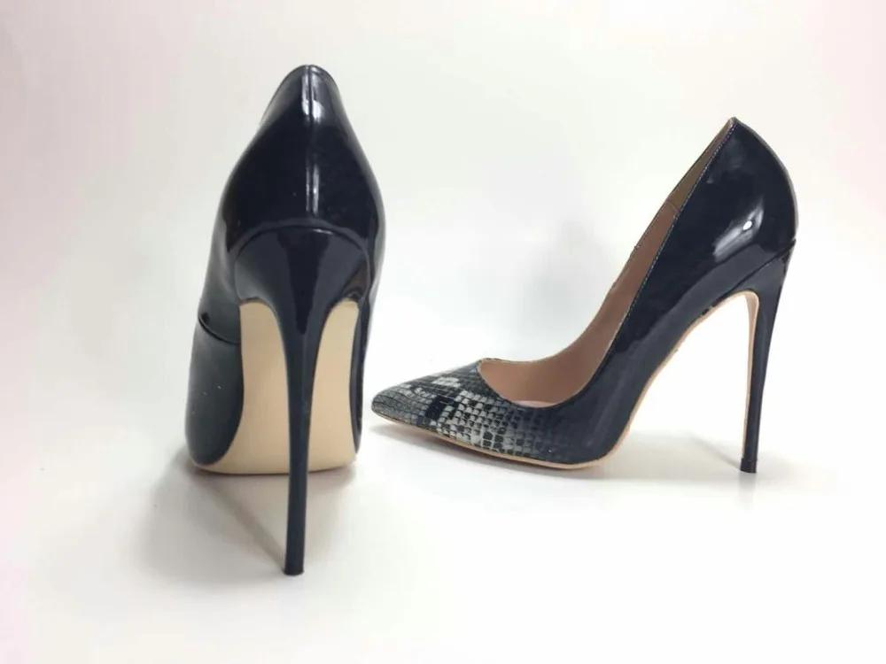 Новинка 2019 модные черные туфли из лакированной кожи питона с острым носком на