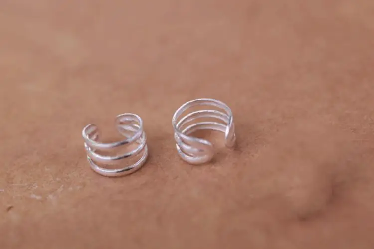 Three circles Подлинное серебро 925 пробы простой мульти-слой зажим серьги без пирсинга для женщин серьги для ушного хряща - Окраска металла: Three circles