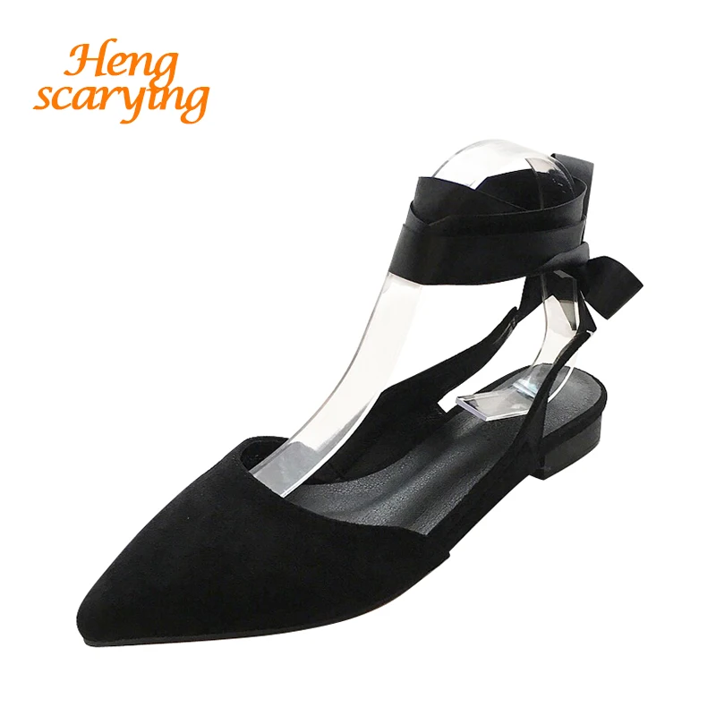 Женские летние сандалии на плоской подошве со шнуровкой Цвет телесный черный в