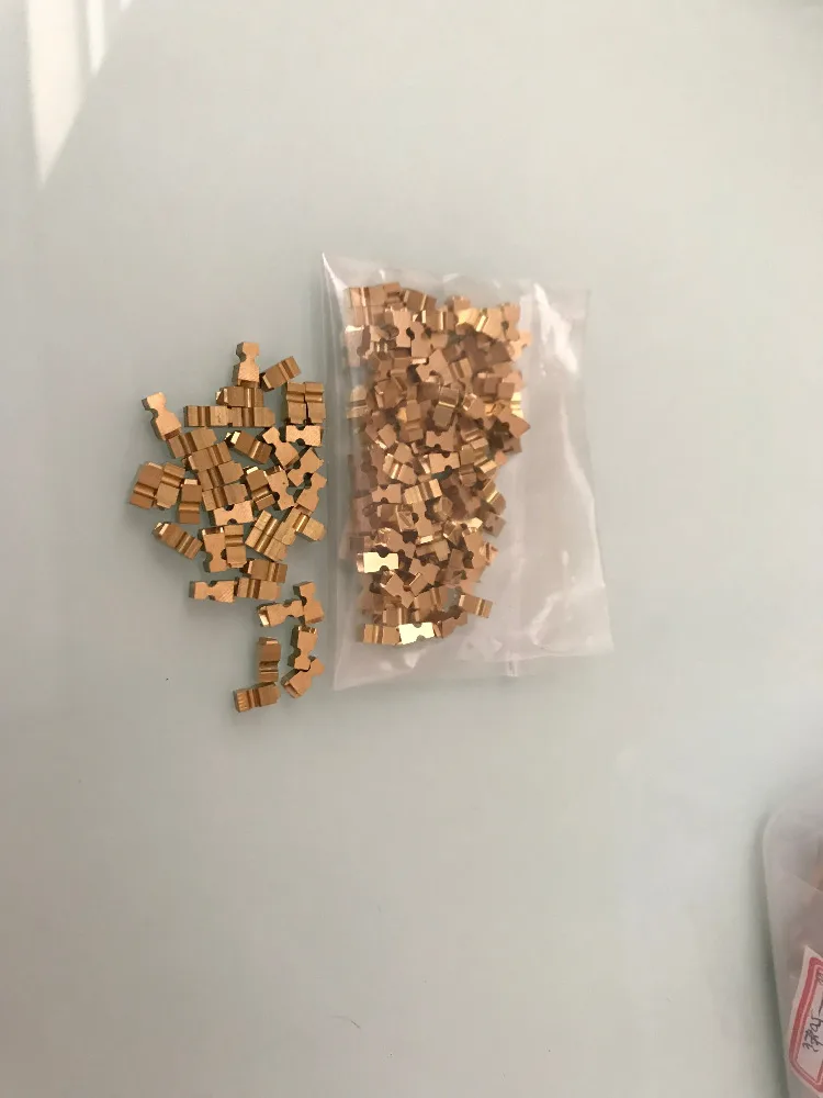 

3*3.5*6.8mm fonts including 20 pieces of each number from 0-9 and 14 pieces Slash (/)