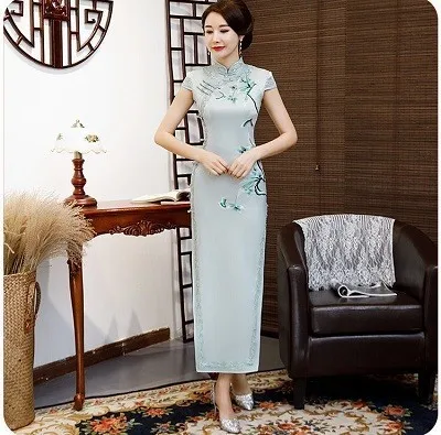 grey Silk Qipao Sheng Coco размера плюс Королевский синий китайский шелк Qipao атлас Cheongsam платья Длинные Кружева Окаймленный воротник Qipao 4XL вышитые цветы - Цвет: grey Silk Qipao