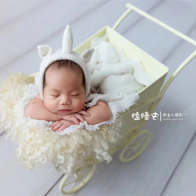 High Quality baby Crib Newborn Cradle Crib Photography Props Newborn Metal Cart Boys iron bed Photo Prop Baby Wheel Cart Gift
